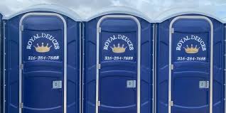 Best Standard Portable Toilet Rental  in Lone Tree, CO